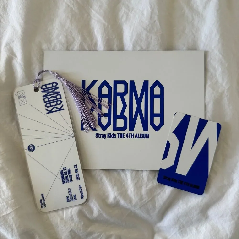 Stray Kids Seungmin laminated bookmark and Karma photocard